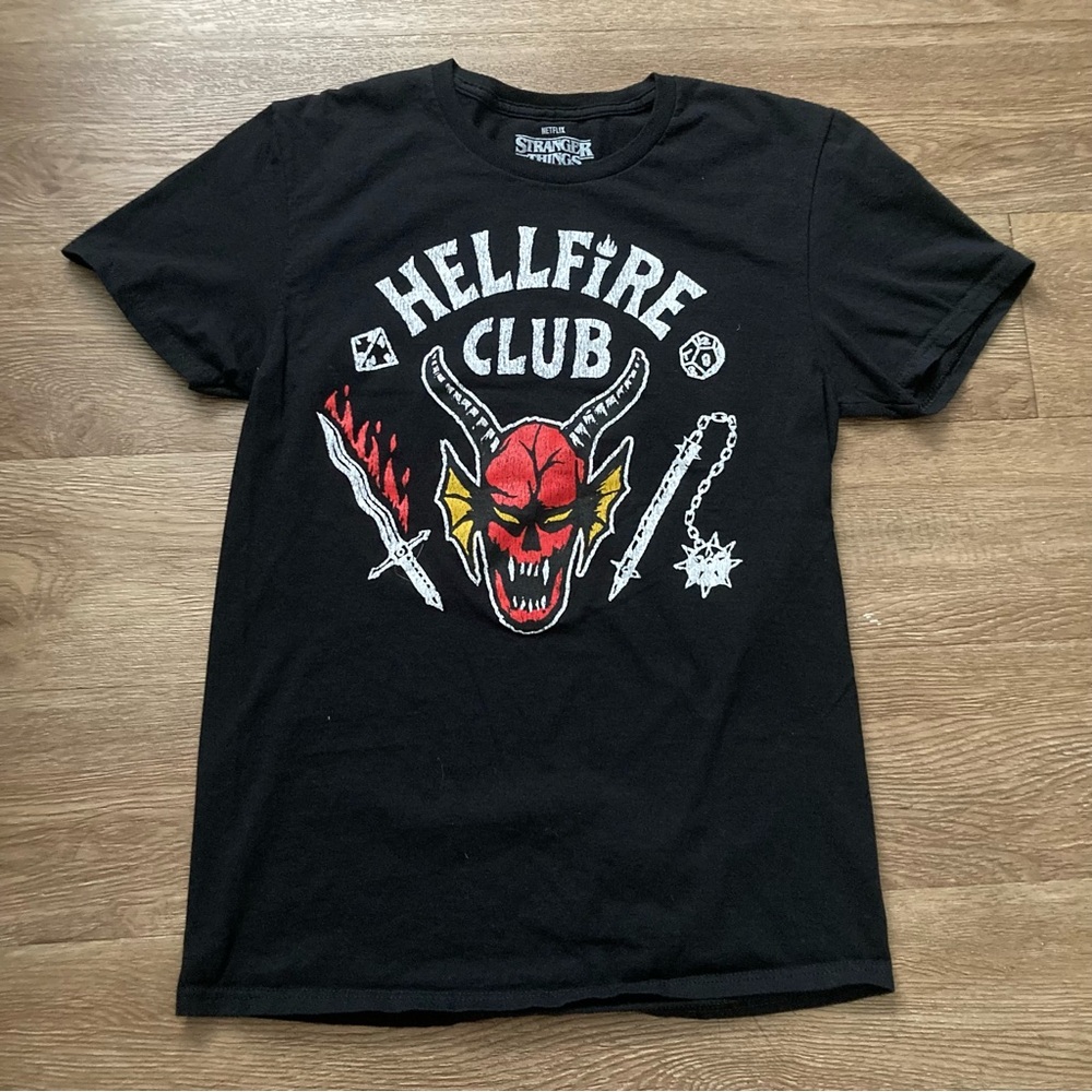 Stranger Things Black Hellfire Club T shirt Size Small